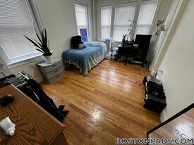 244 Kelton St, Unit 16 in Boston, MA - Building Photo