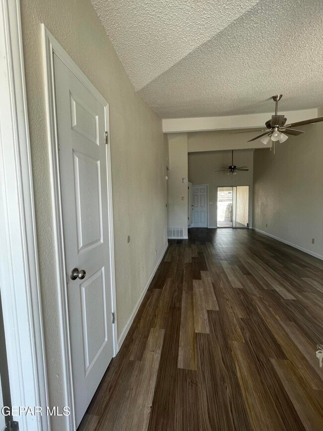 849 Montera Rd in El Paso, TX - Building Photo - Building Photo