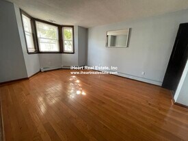 474 E 7th St, Unit #1 in Boston, MA - Building Photo