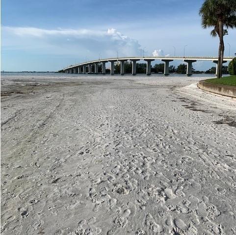 800 S Gulfview Blvd in Clearwater, FL - Building Photo