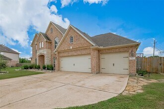 2706 Topaz Cove Ln in Rosharon, TX - Building Photo - Building Photo
