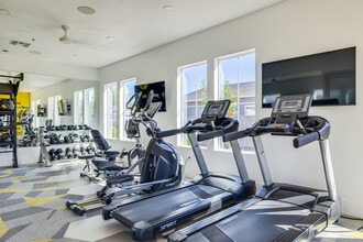 The Farmhouse on Estrella in Goodyear, AZ - Foto de edificio - Interior Photo
