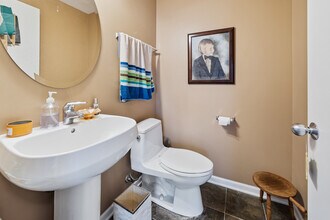 1740 W Foster Ave in Chicago, IL - Building Photo - Building Photo