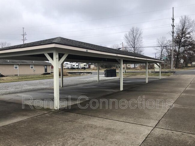 500 E College St in Energy, IL - Building Photo - Building Photo