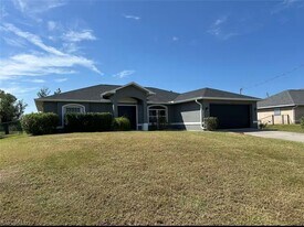 1804 NW 20th Pl in Cape Coral, FL - Building Photo