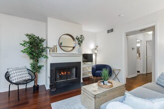 1630 18th Ave S in Nashville, TN - Building Photo - Building Photo