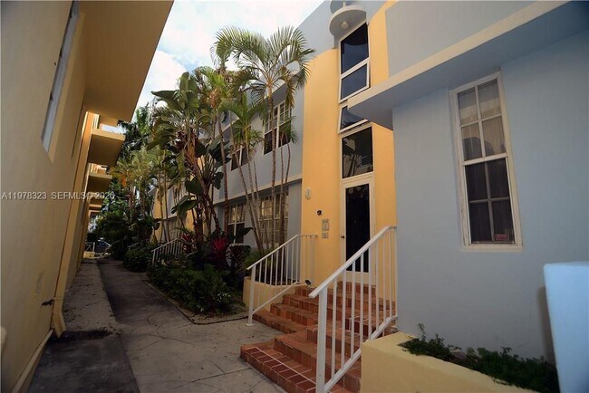 752 Euclid Ave in Miami Beach, FL - Building Photo - Building Photo