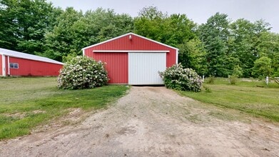 2915 Opdyke Rd in Plymouth, OH - Building Photo - Building Photo