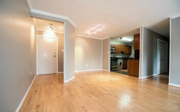 3109 Naylor Rd SE in Washington, DC - Building Photo - Building Photo