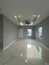 14 Notre Dame Ave in McAllen, TX - Building Photo - Building Photo