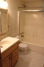 5008 N 39th St in Tacoma, WA - Building Photo - Building Photo