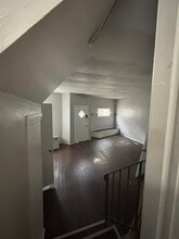 1909 Coltman Rd, Unit 1 in Cleveland, OH - Foto de edificio - Building Photo