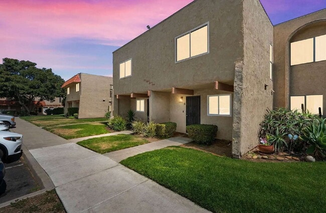 6821 Alvarado Rd