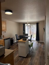 2874 N Rosedale Ave in Boise, ID - Building Photo - Building Photo