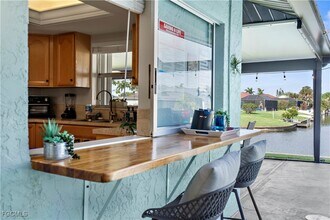 511 SE 18th Ave in Cape Coral, FL - Building Photo - Building Photo