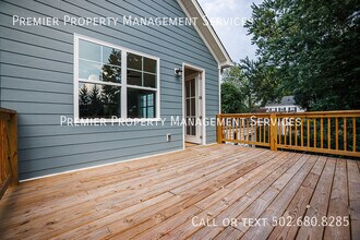 966 Samuel St in Louisville, KY - Building Photo - Building Photo