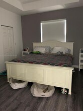 3399 W 90th Terrace in Hialeah, FL - Building Photo - Building Photo