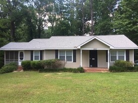 960 N Pierce Ave in Macon, GA - Building Photo