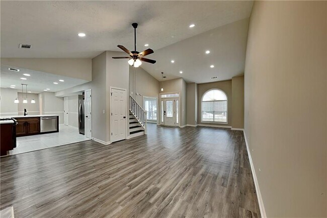 2313 Berkeley Creek Ct in Duluth, GA - Building Photo - Building Photo