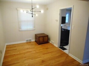 1712 Graefield Rd in Birmingham, MI - Building Photo - Building Photo