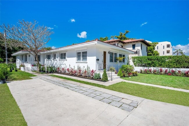 property at 1704 S Le Jeune Rd