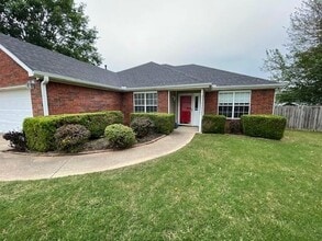3060 Colton Dr in Springdale, AR - Building Photo - Building Photo