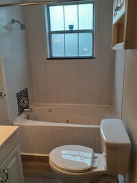 1020 Crocker St photo'