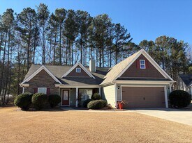 28 Butler Park Ct in Dallas, GA - Building Photo