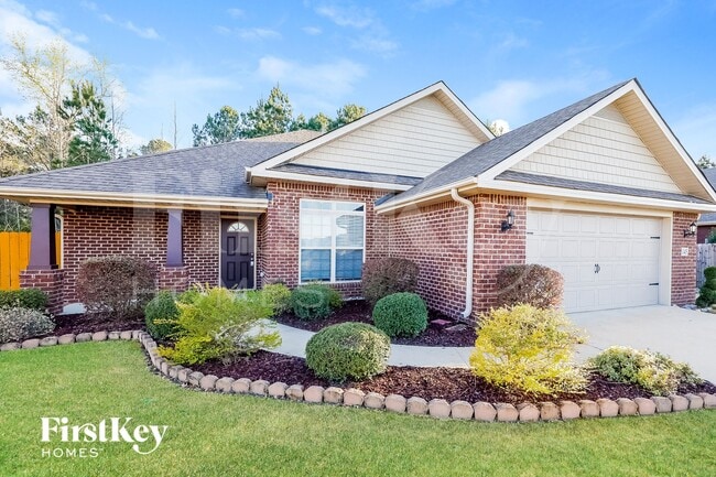 145 Hillcrest Dr in Montevallo, AL - Foto de edificio - Building Photo
