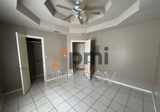 809 W Bronze Dr in Pharr, TX - Building Photo - Building Photo