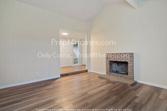 2735 NE Grant St in Hillsboro, OR - Building Photo - Building Photo