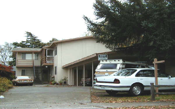 752 Beaver St in Santa Rosa, CA - Foto de edificio - Building Photo