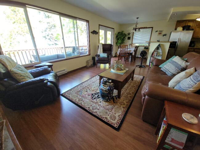 2650 N Nugent Rd in Lummi Island, WA - Building Photo - Building Photo