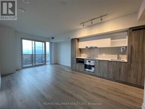 138-3138 Downes St in Toronto, ON - Building Photo - Building Photo