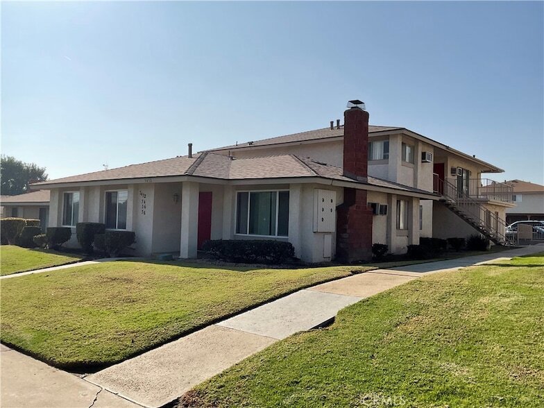 7434 Carnelian St in Rancho Cucamonga, CA - Building Photo