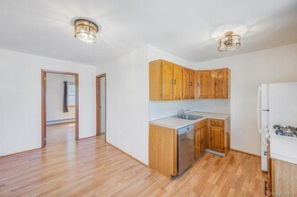 456 15th St in West Babylon, NY - Building Photo - Building Photo