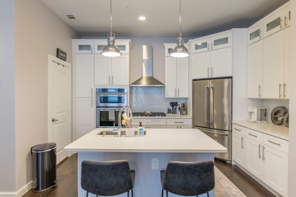 1211 Beaconsfield Lane in Arlington, TX - Building Photo