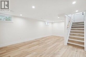 87 Leaside Dr in St Catharines, ON - Building Photo - Building Photo
