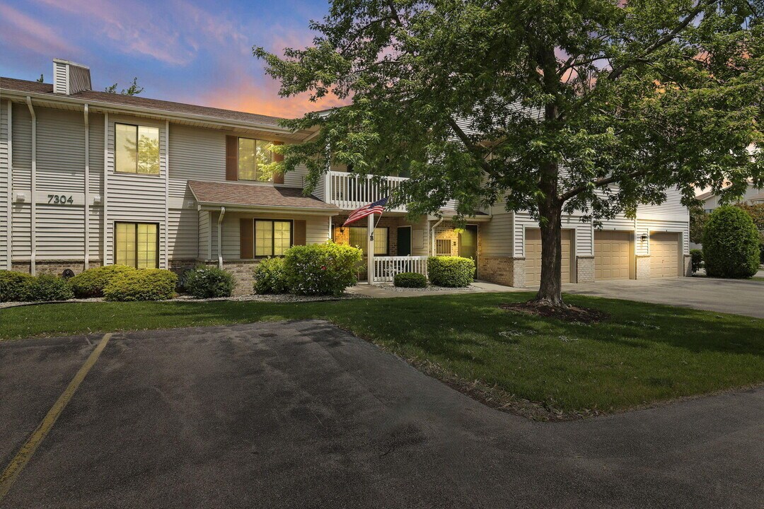 7304 98th Ave in Kenosha, WI - Building Photo