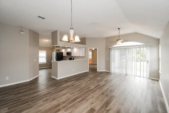 12668 Black Angus Dr in Jacksonville, FL - Foto de edificio - Building Photo