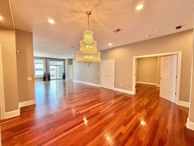 property at 317 W Morgan St