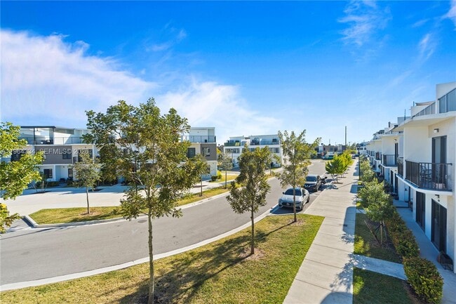 14595 SW 261st Terrace in Princeton, FL - Building Photo - Building Photo