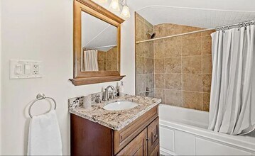 623 Douglas Ave in Elizabeth, PA - Building Photo - Building Photo