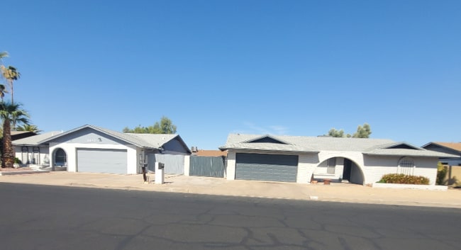 property at 1834 S Emerson