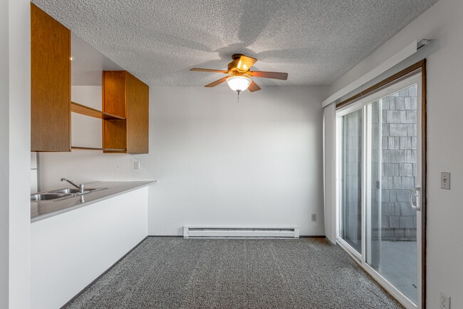 Alderwood Apartments