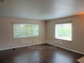 1187 Warner St in Chico, CA - Building Photo - Building Photo