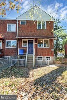 1328 Deanwood Rd