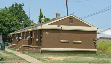 351 Hernando St in Memphis, TN - Building Photo - Building Photo