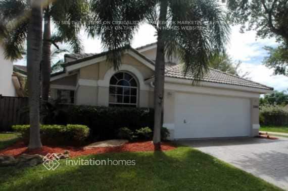 2880 NW 68th Ln