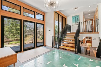 14 Tall Tree Ct in Cold Spring Harbor, NY - Building Photo - Building Photo